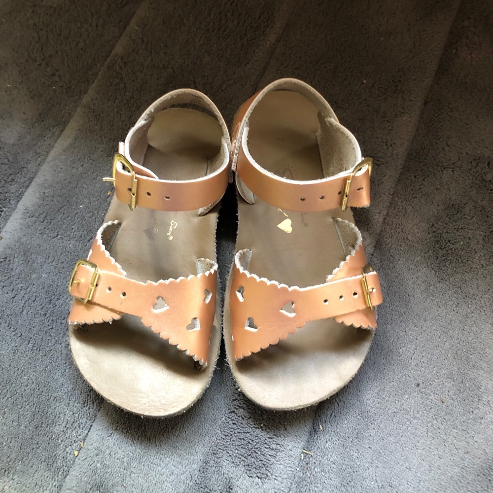 Rose gold Saltwater sandals toddler size 7